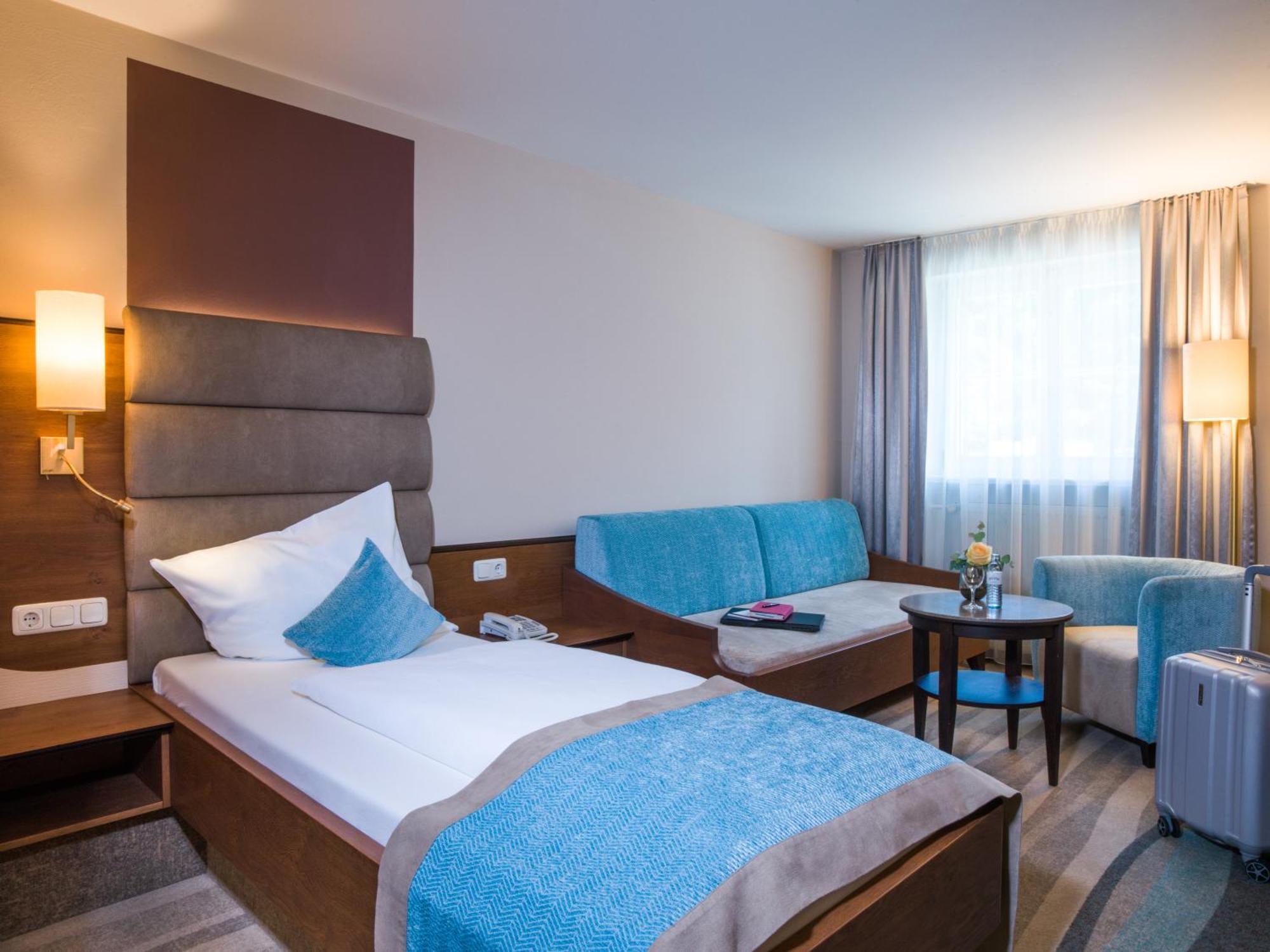 Hotel Koenig พัสเซา ภายนอก รูปภาพ