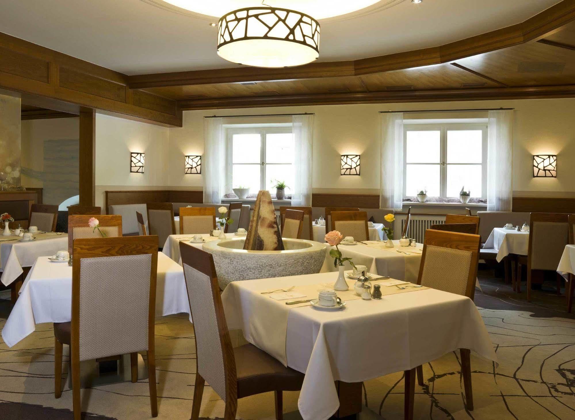 Hotel Koenig พัสเซา ภายนอก รูปภาพ