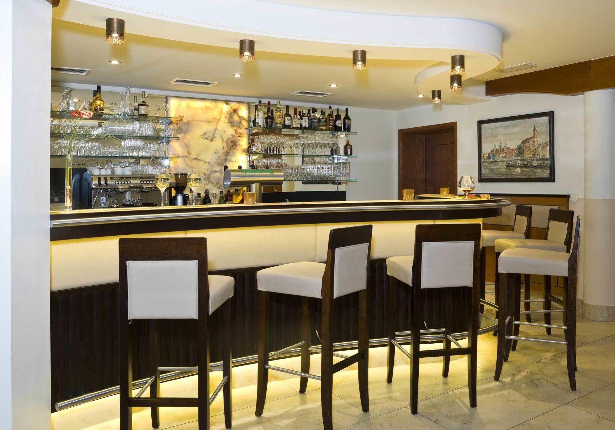 Hotel Koenig พัสเซา ภายนอก รูปภาพ